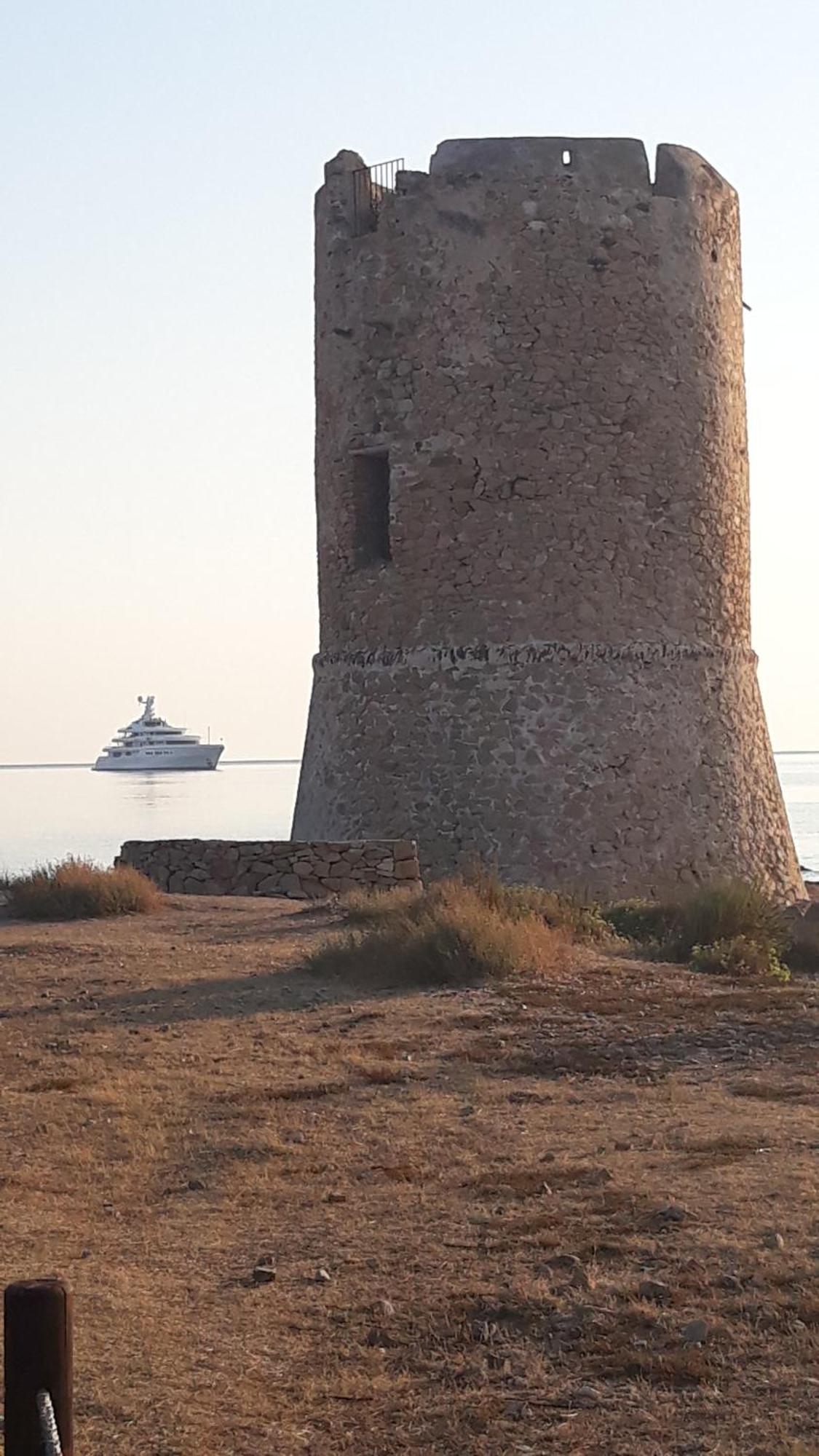 Sulla Spiaggia La Caletta Exterior foto